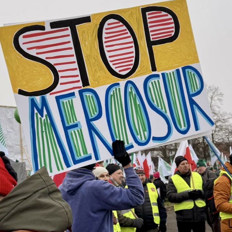 Jeunes agriculteurs du Finistère en manifestation pour défendre leurs intérêts